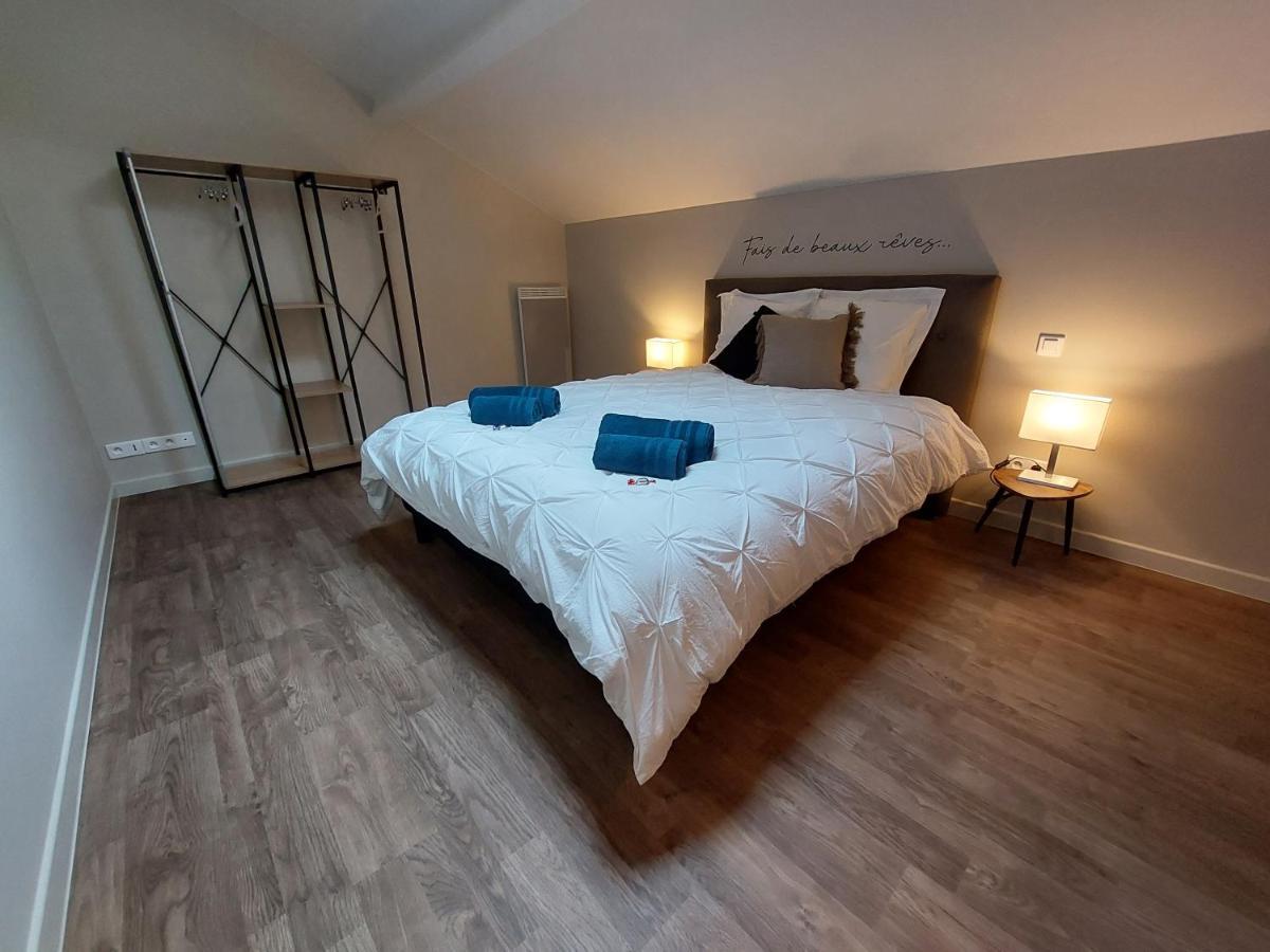 "Le Petit Bonheur" Gite Van 4 Tot 12 Personen Met Prive Vijver Van 2Ha Maisonnais-Sur-Tardoire 外观 照片