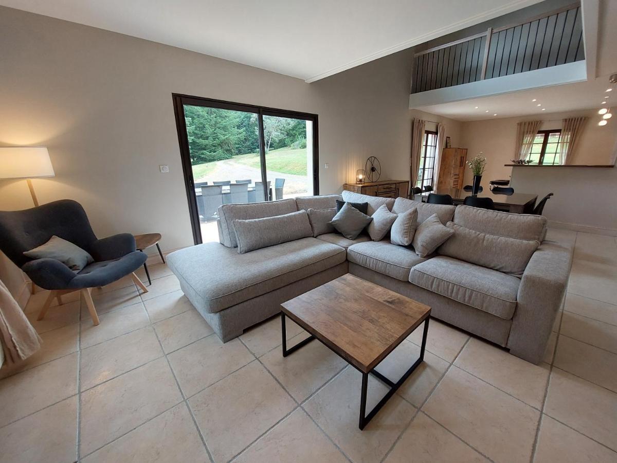 "Le Petit Bonheur" Gite Van 4 Tot 12 Personen Met Prive Vijver Van 2Ha Maisonnais-Sur-Tardoire 外观 照片